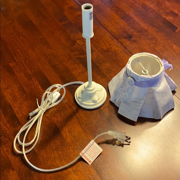 Little Light Purple/White Lamp, w Darling Design - Picture 6 of 9